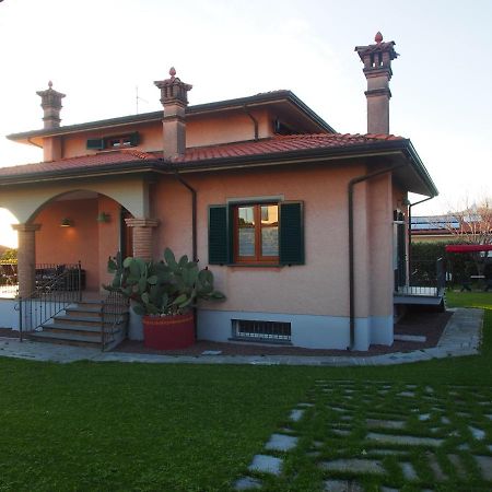 Villa La Casa Di Mario Massa  Exterior foto