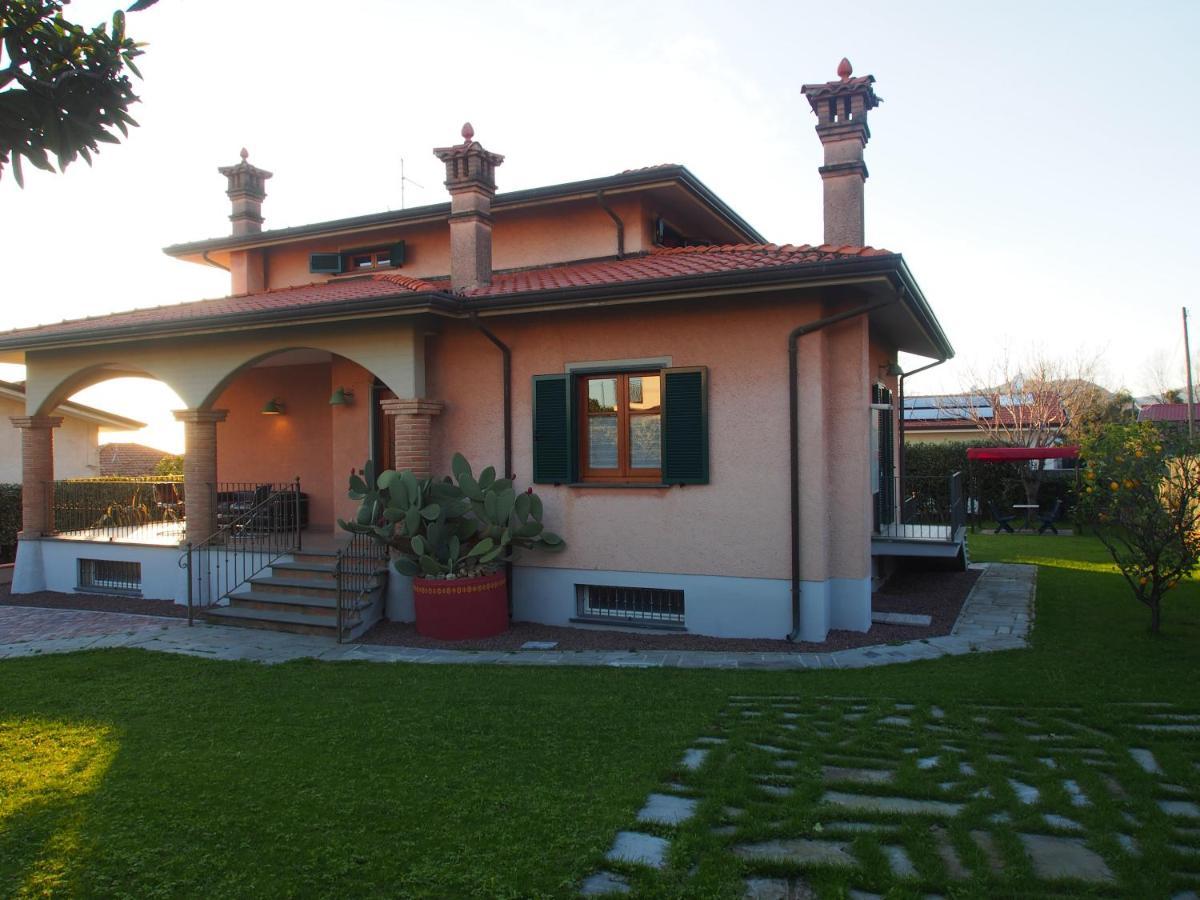 Villa La Casa Di Mario Massa  Exterior foto